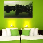 Color Hotel 3*