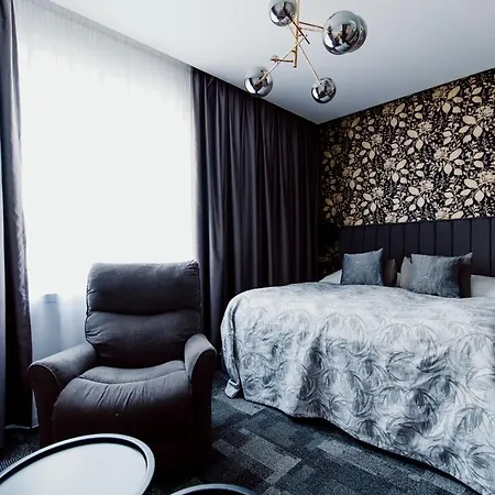 Color Hotel 3*