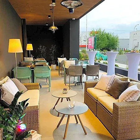 Color Hotel
