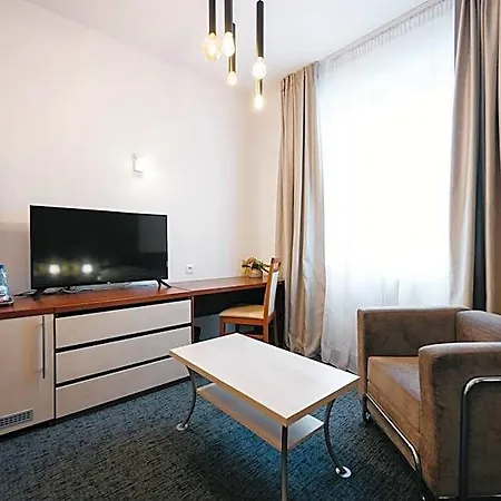 Color 3*