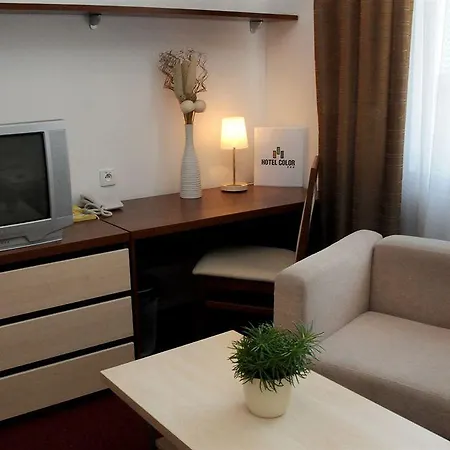 Color Hotell 3*