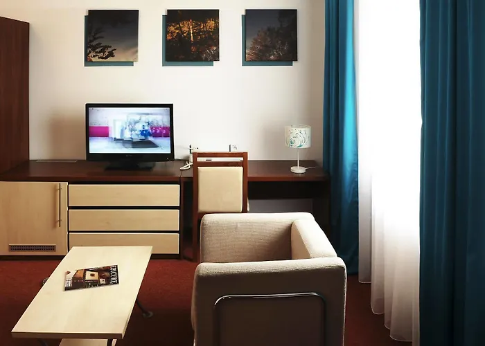 Color 3* ברטיסלאבה